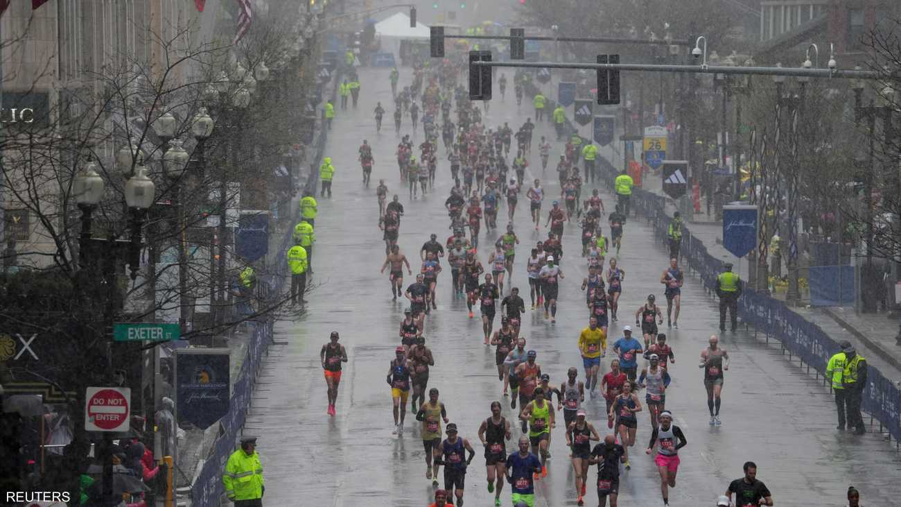 تشيبيت يحتفظ بلقب ماراثون بوسطن للرجال