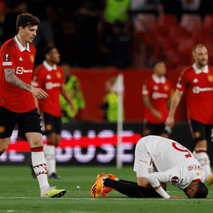 المغربي يوسف النصيري وسجدة شكر بعد تسجيل الهدف