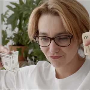 مراقبون: جيل ما بعد الألفية يرفض مبدأ العمل الجاد