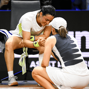 تعرضت أنس جابر للإصابة قبل نهائي بطولة شتوتجارت المفتوحة