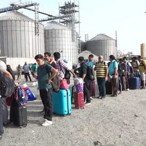 تواصل عمليات إجلاء الرعايا الأجانب عبر منافذ بورتسودان