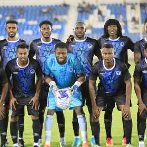 أعلن الهلال السوداني إجلاء الجهاز الفني إلى فرنسا