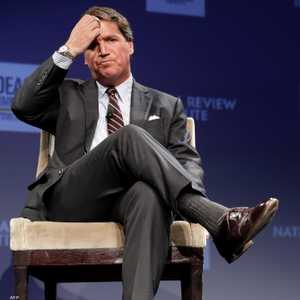 المذيع الأميركي تاكر كارلسون