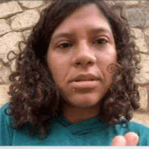 خديجة منصور