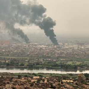 من مشاهد القتال في الخرطوم