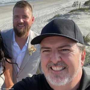 لقيت العروس مصرعها وأصيب زوجها بجروح خطيرة