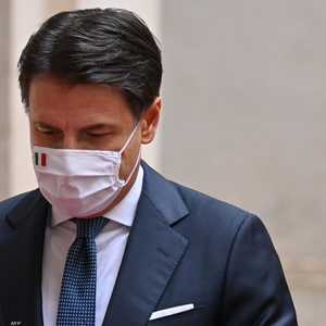 أرشيفية لرئيس وزراء إيطاليا السابق كونتي