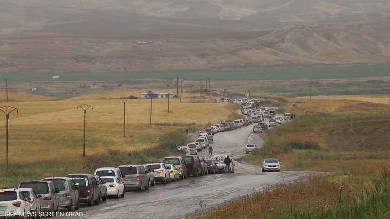 خلافات كردية تؤدي لإغلاق معبر حدودي بين كردستان العراق وسوري