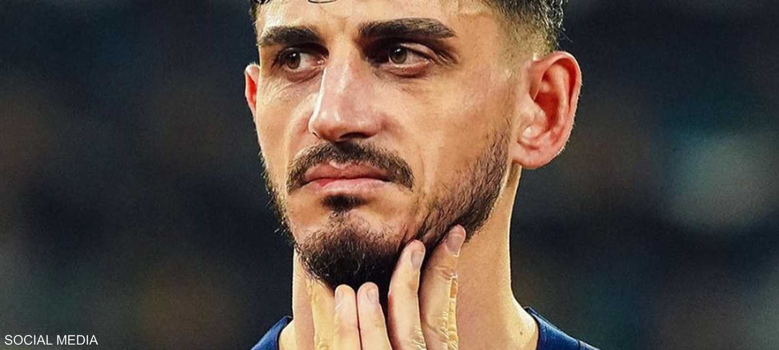 لاعب فنربخشة التركي سامت أكايدين