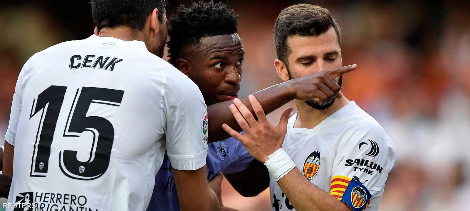 فينيسيوس تعرض لهتافات عنصرية