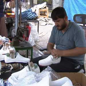 رواج كبير لأحذية "الكلاش" الفلكلورية في كردستان العراق