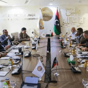 اجتماع سابق للجنة "6+6" مع فريق من الأمم المتحدة