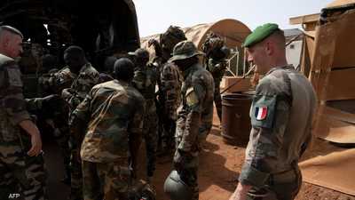 النيجر.. "مختبر" فرنسا لنهجها العسكري الجديد في أفريقيا