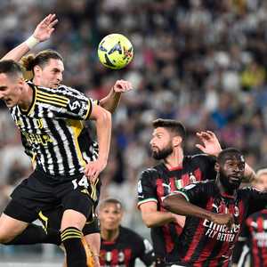 ميلان يتأهل لدوري الأبطال بفوزه 1-صفر على يوفنتوس