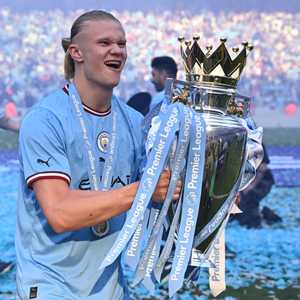 هالاند هداف البطولة