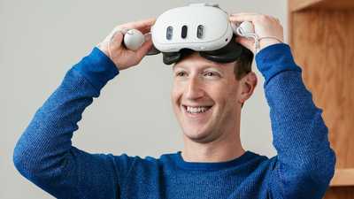 زوكربيرغ يكشف عن الجيل الجديد من سماعات الواقع الافتراضي