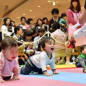 تراجع عدد المواليد الجدد في اليابان