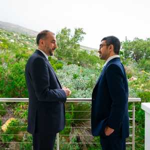 عبدالله بن زايد يلتقي وزير خارجية إيران