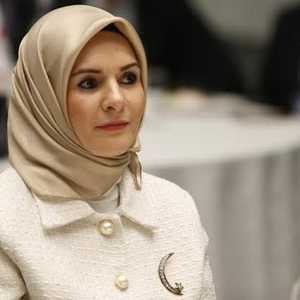 وزيرة للأسرة والخدمات الاجتماعية ماهينور أوزدمير