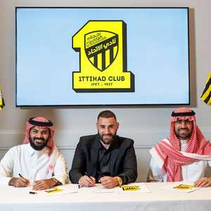 الاتحاد فاجأ جماهيره بإعلان ضم مهاجم ريال مدريد بنزيمة