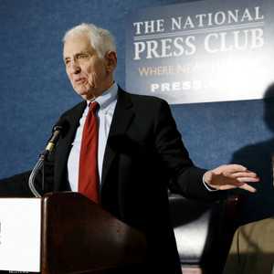 الأميركي دانيال إلسبيرغ