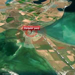 تضرر الجسر من جراء القصف