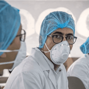 مئات الكوادر الطبية تغادر المغرب سنويا