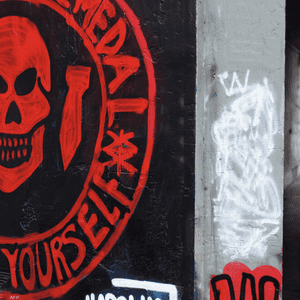 شعار لمجموعة فاغنر في بلغراد