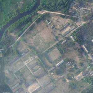 موقع المخيم على بعد 230 كيلومترا شمال الحدود الأوكرانية