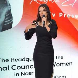 المذيعة رضوى الشربيني