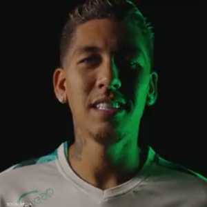 النجم البرازيلي روبيرتو فيرمينو