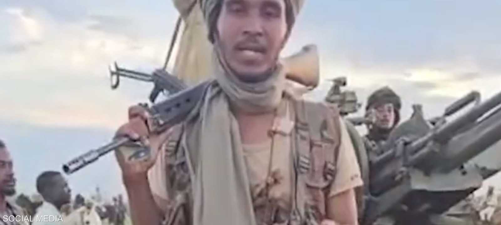 الدعم السريع استعرض الأسلحة التي استحوذ عليها من الجيش