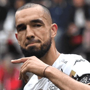 الدولي الجزائري بن طالب كان يلعب في صفوف أنجيه