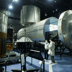 أرشيفية من داخل وكالة الفضاء اليابانية