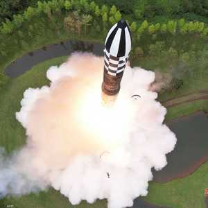 صاروخ هواسونغ-18 الكوري الشمالي لحظة إطلاقه