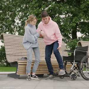 دراسة: الإنسان بطبيعته يميل لمساعدة الآخرين لكن بحدود