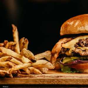 تناول الطعام الملوث يمكن أن يؤدي إلى المرض الشديد