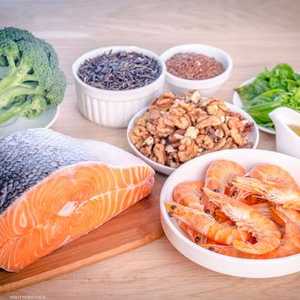 بحث: أحماض أوميغا 3 الدهنية قد تحمي من التدهور المعرفي