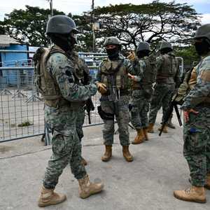 تأهب أمني خارج السجن في الإكوادور