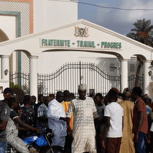 متظاهرون يطالبون بإطلاق سراح رئيس النيجر