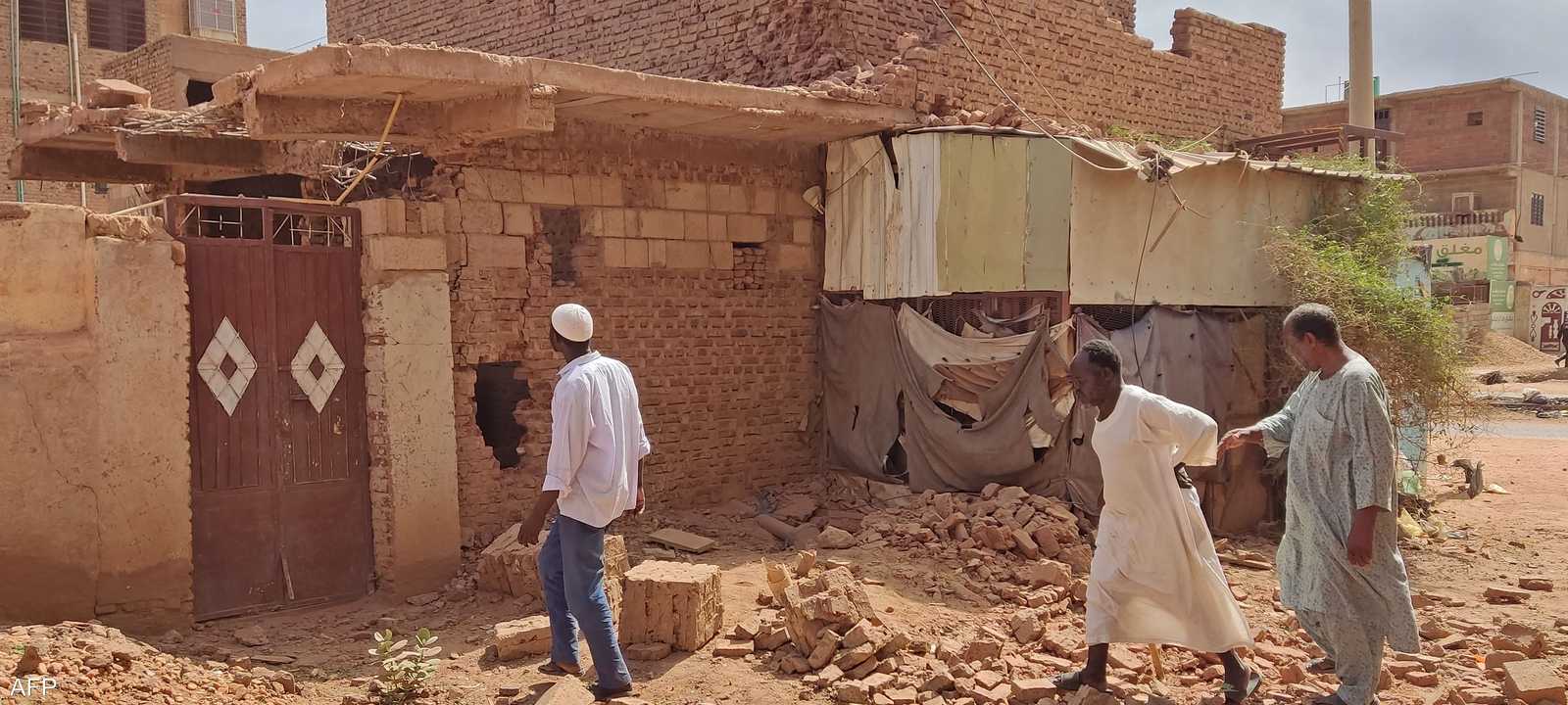 الاشتباكات مستمرة في السودان منذ منتصف أبريل الماضي