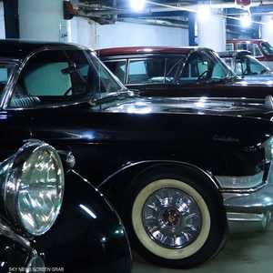 سيارات ملكية بالعراق تقبع في مرآب سري في بغداد