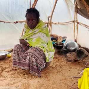 لاجئو دارفور بين جحيم الحرب وقسوة المناخ