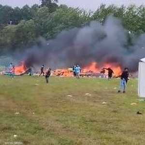 شملت أعمال الشغب إحراق خيم في المهرجان