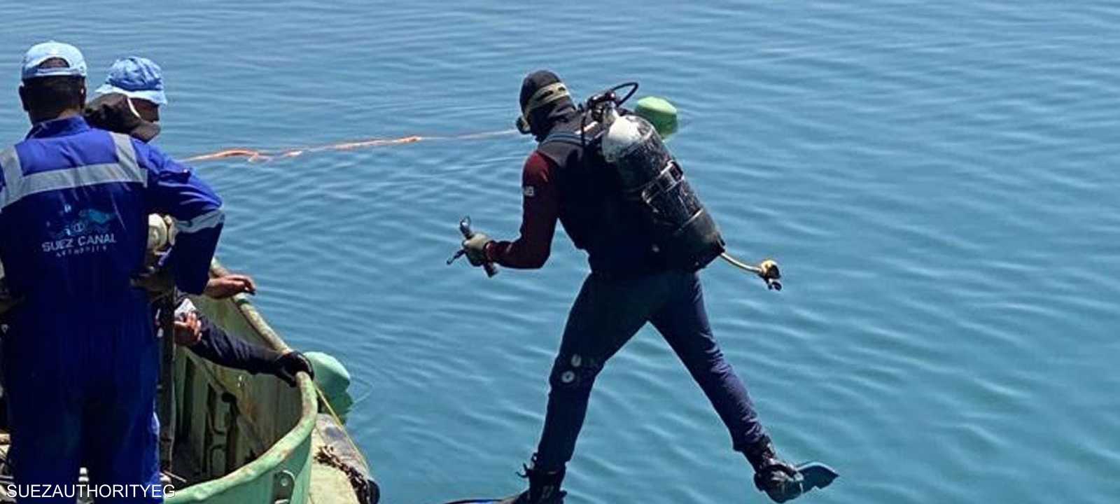 بدأت أعمال انتشال القاطرة