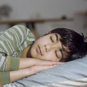 يعد النوم من أهم الجوانب التي تؤثر على صحة وحياة الإنسان