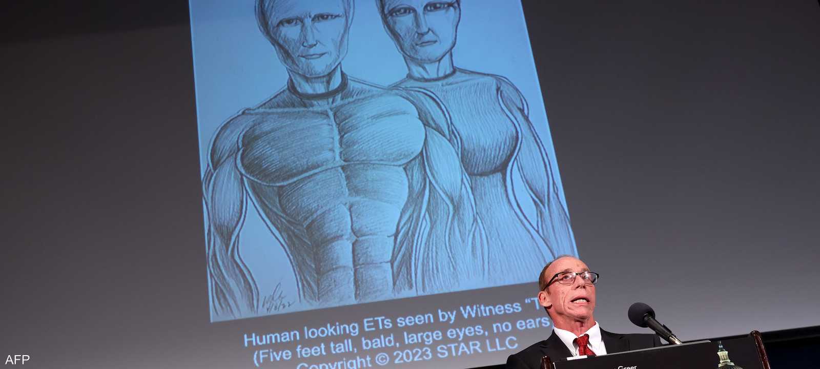 أميركيون يعتقدون أن واشنطن تدير برنامجا سريا للأطباق الطائرة