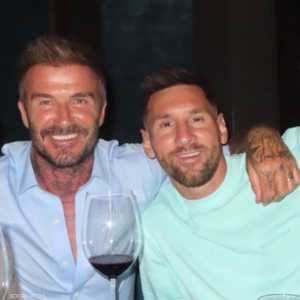 ميسي كان برفقة بيكهام وألبا وبوسكيتس