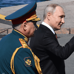 بوتين ووزير الدفاع شويغو (أرشيفية)