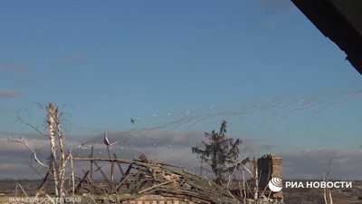 الجيش الروسي يسقط 102 طائرة مسيرة أوكرانية ويدمر 6 زوارق
